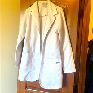 Grey’s anatomy white lab jacket